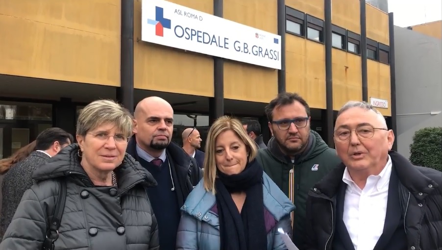 Da sinistra Giuliana Di Pillo, Massimo Enrico Baroni, Roberta Lombardi, Paolo Ferrara e Emilio Carelli