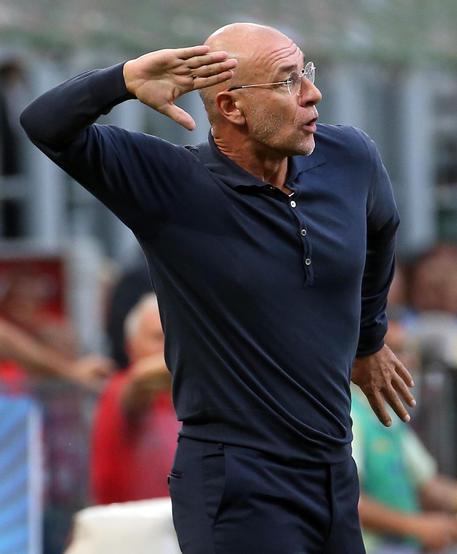 Palermo's coach Davide Ballardini reacts during the Italian Serie A soccer match FC Inter vs US Palermo at Giuseppe Meazza stadium in Milan, Italy, 28 August 2016. ANSA/MATTEO BAZZI