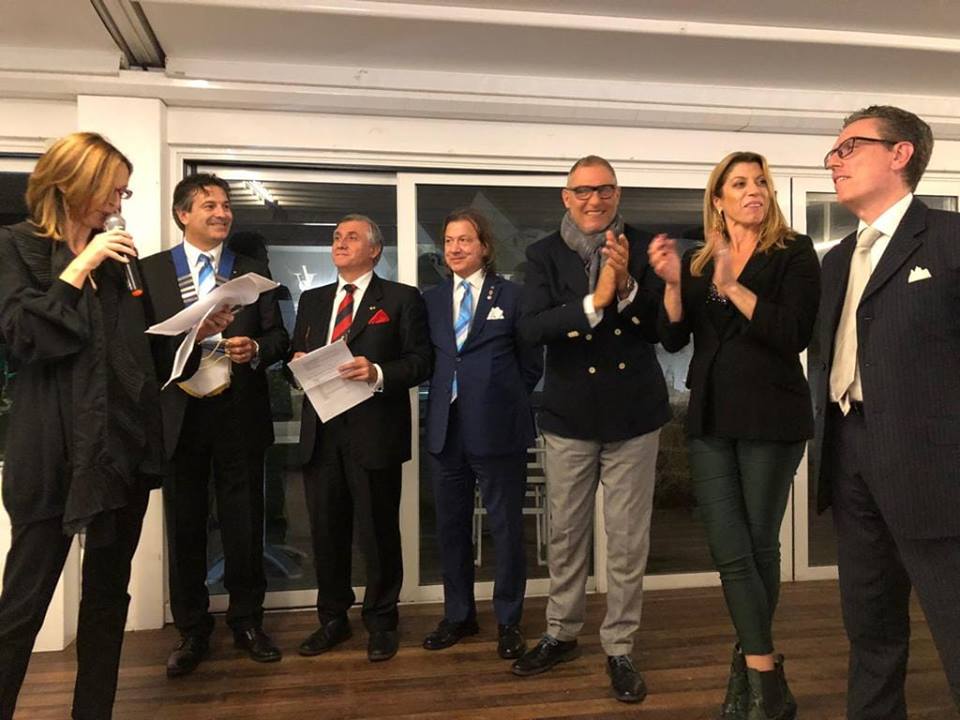 La cerimonia di accoglienza dei tre nuovi soci Rotary Club Ostia